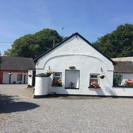 Cummins Cottages Ballycrossaun Eksteriør billede